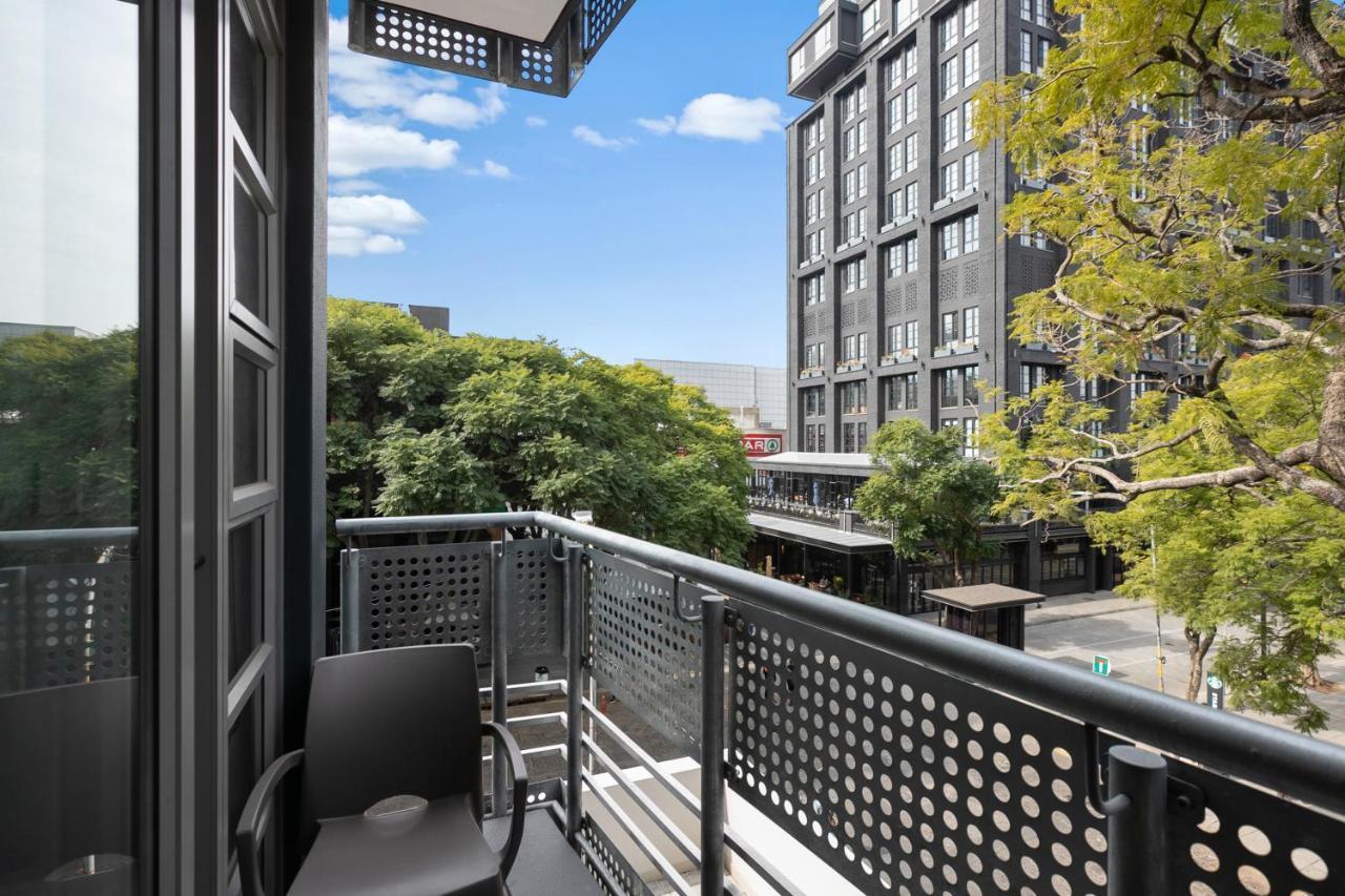 Easy Stay - The Median Rosebank Йоханесбург Екстериор снимка