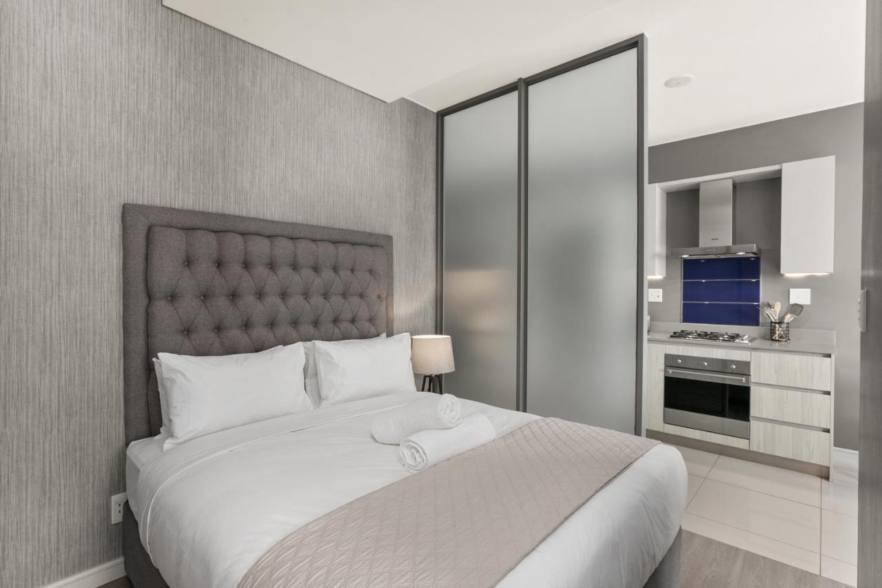 Easy Stay - The Median Rosebank Йоханесбург Екстериор снимка