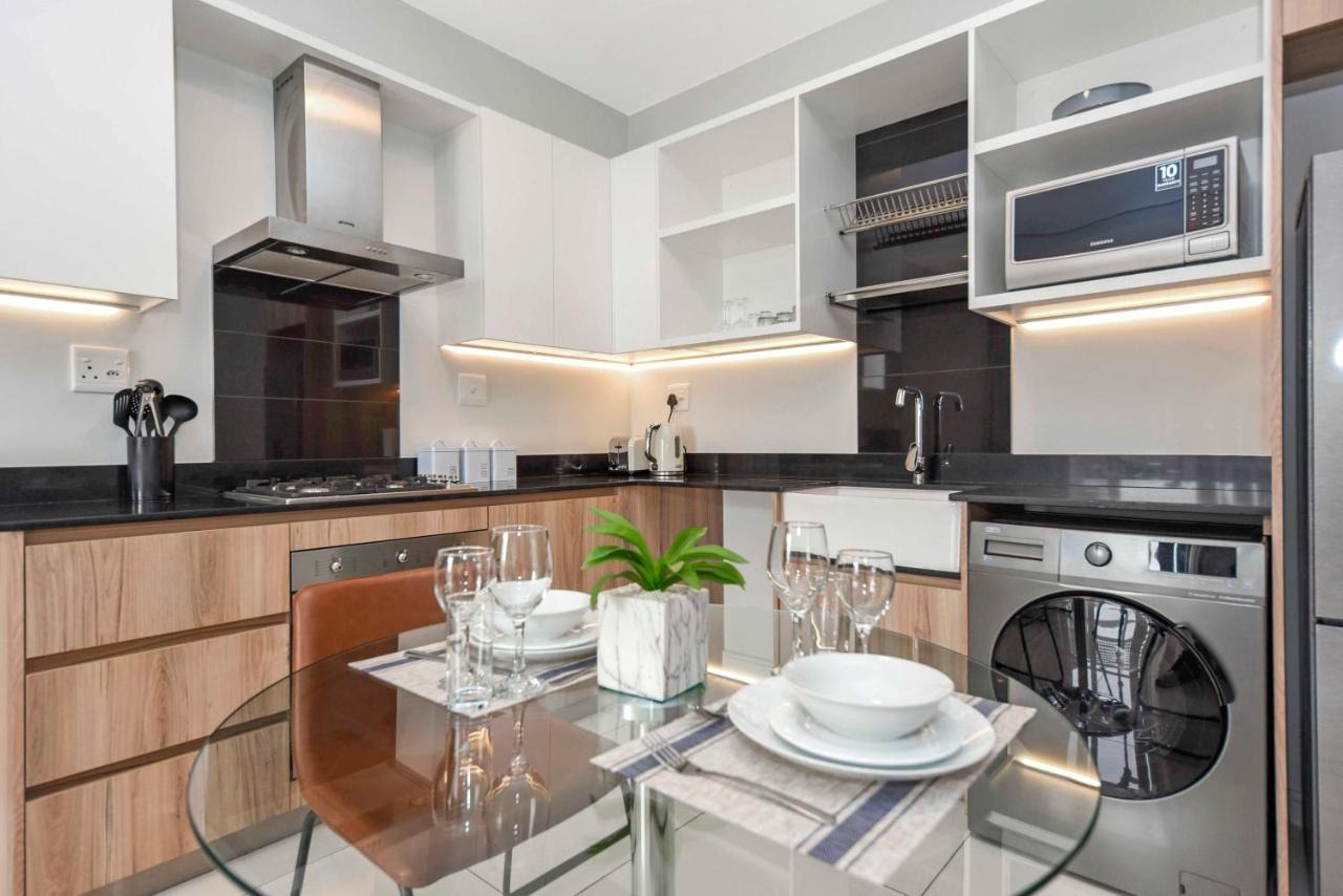Easy Stay - The Median Rosebank Йоханесбург Екстериор снимка
